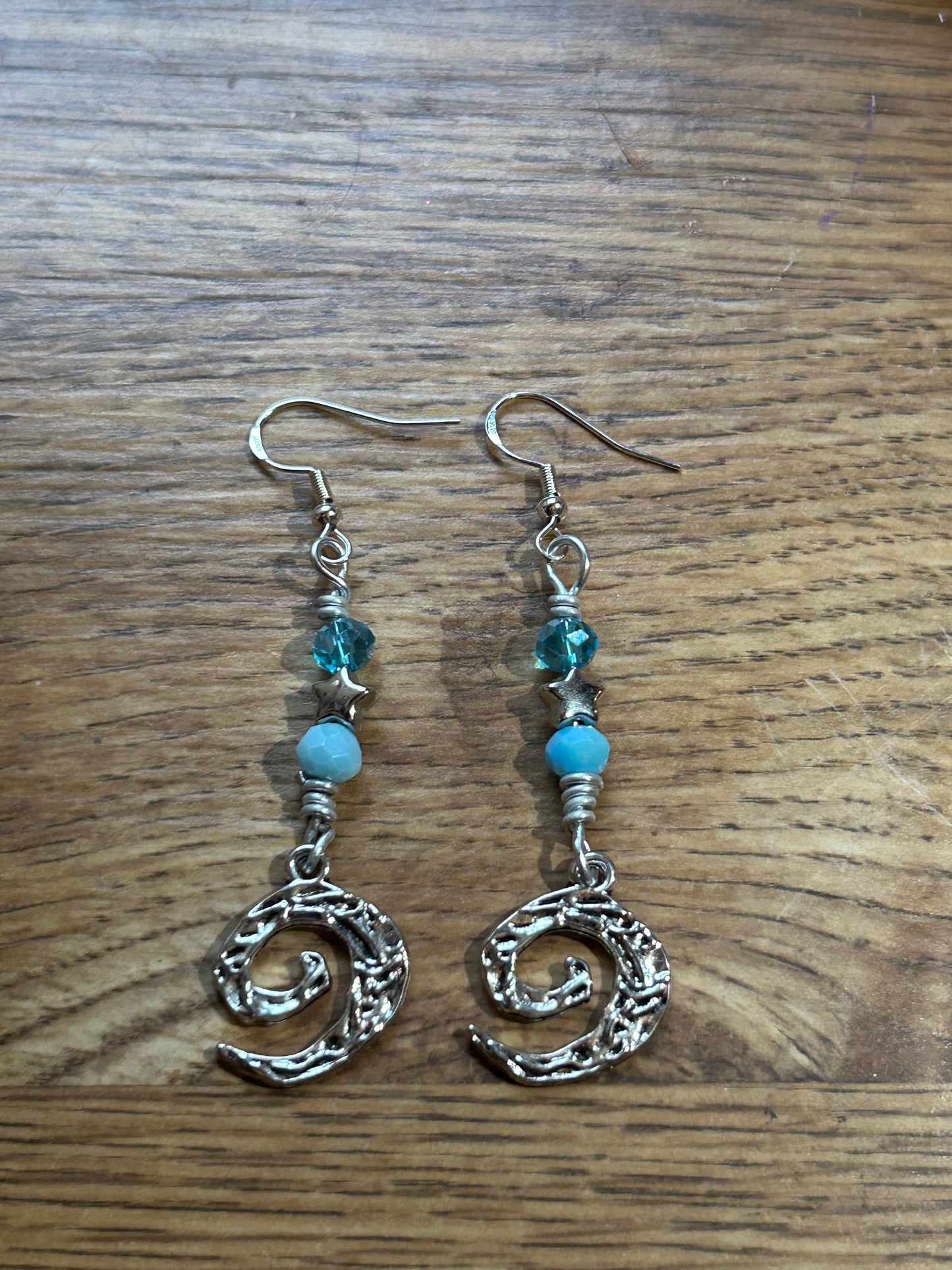 Fáinne clauise réaltaí le bíseanna