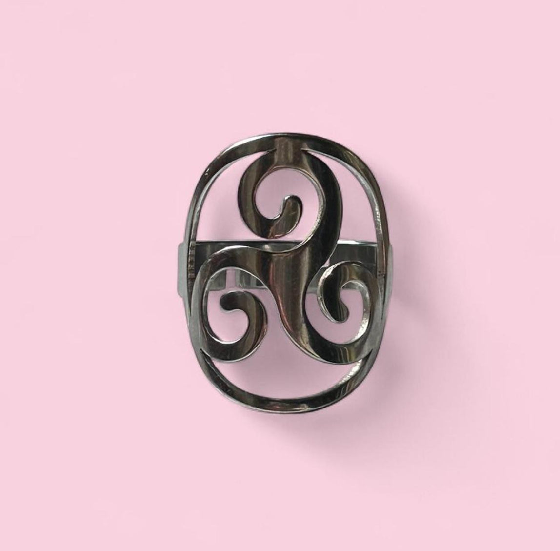 Fáinne Triskelion Airigid